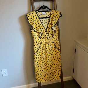 Beautiful and timeless spring/summer dress!